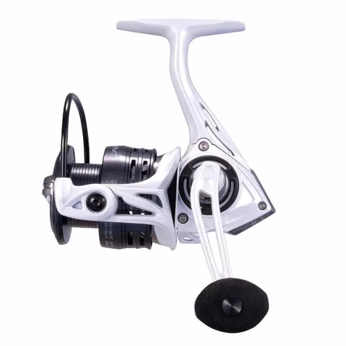 CS4 Spinning Reel 3